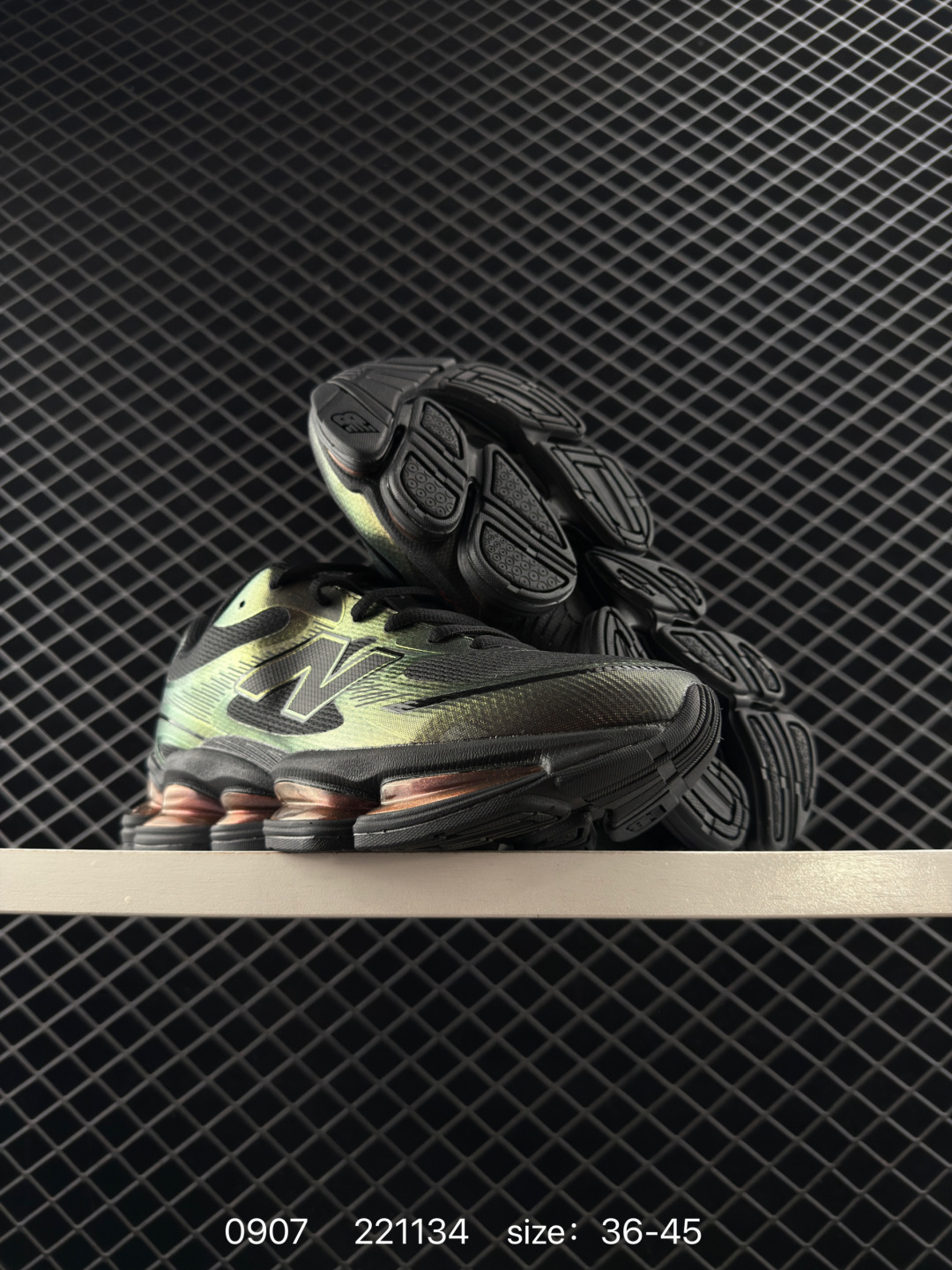 New Balance 2000 NB2000